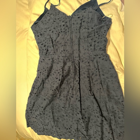 Speechless dress - Picture 2 of 3